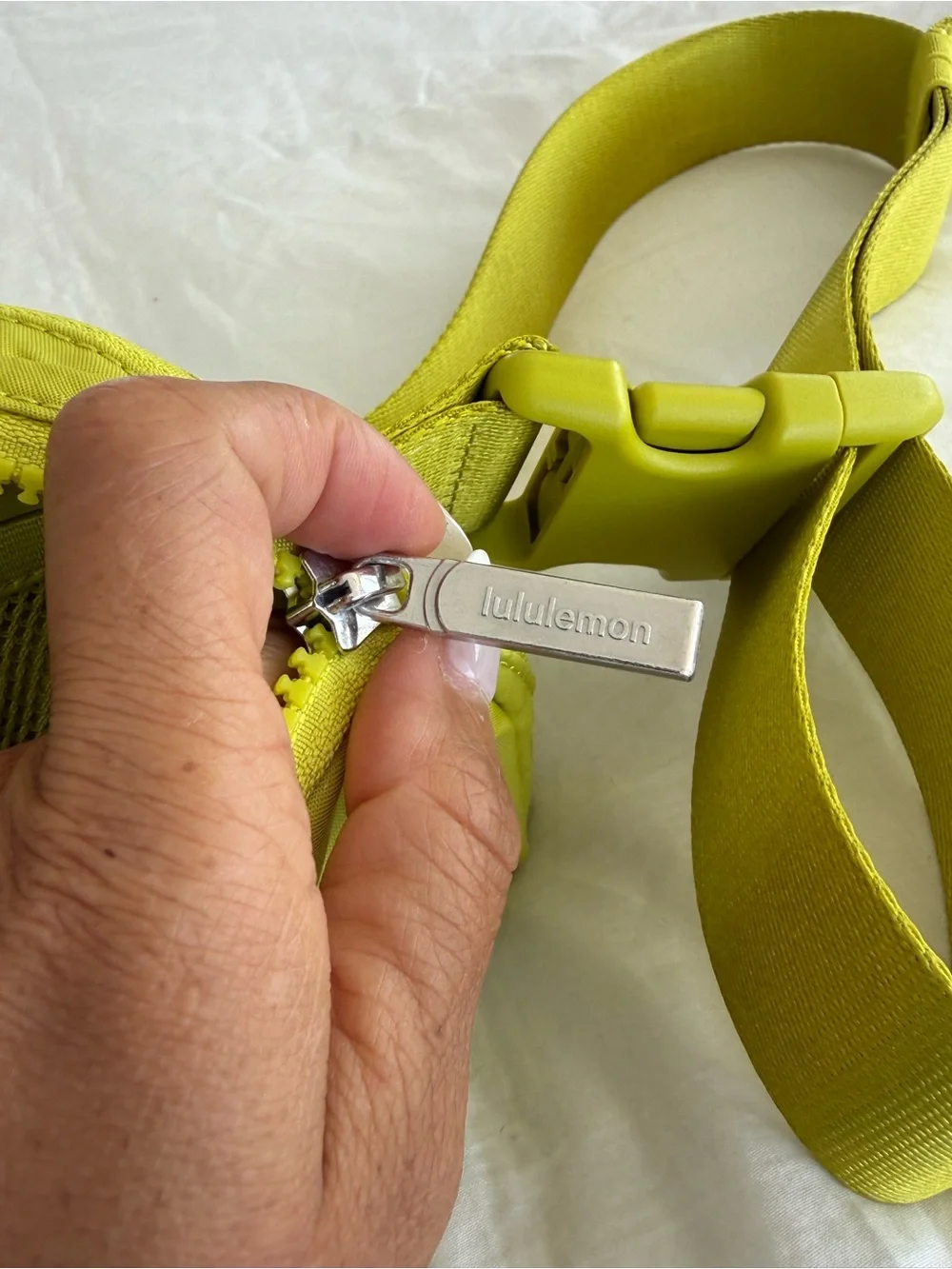Lululemon Everywhere Belt Bag 1L Lime Green Crossbody Waist Bag